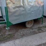 будинок на колесах. Будинок зроблений на шасі УАЗ